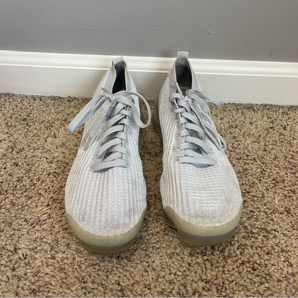 Nike Air Vapor Max Light Gray Knit Sneakers